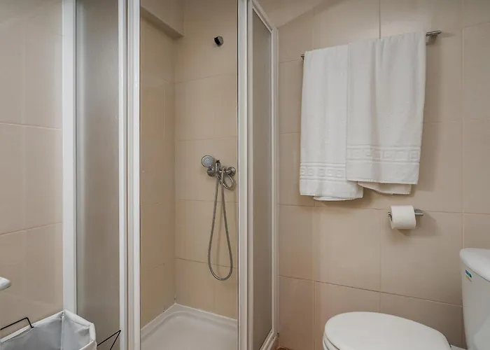 T1 Com Varanda E Vista Mar A 200m Da Apartment Quarteira