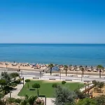T1 Com Varanda E Vista Mar A 200m Da *